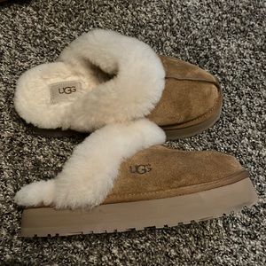 Brand new Ugg disquette slippers